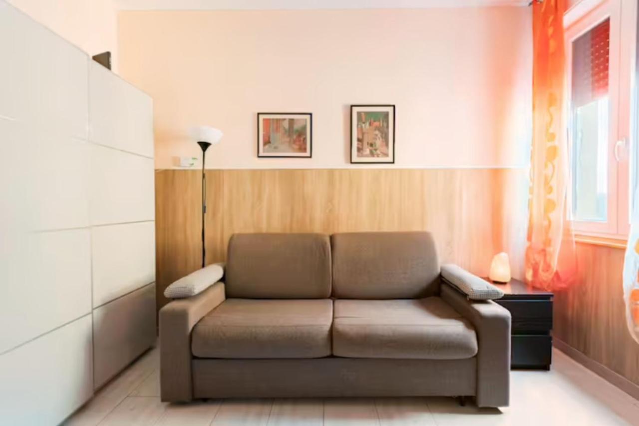 Milan Sweet Home Metro, Linate E Sky Studio Exterior photo